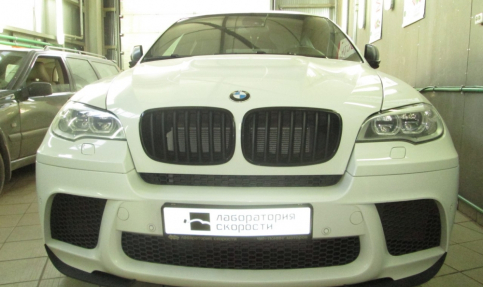 Чип-тюнинг с отключением и удалением сажевого фильтра и клапана EGR на BMW X6 M 5.0D AT 381hp 2012 года выпуска